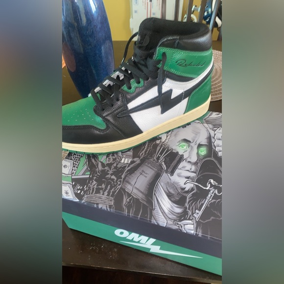 Air Omi Reloaded Shoes - Picture 3 of 4